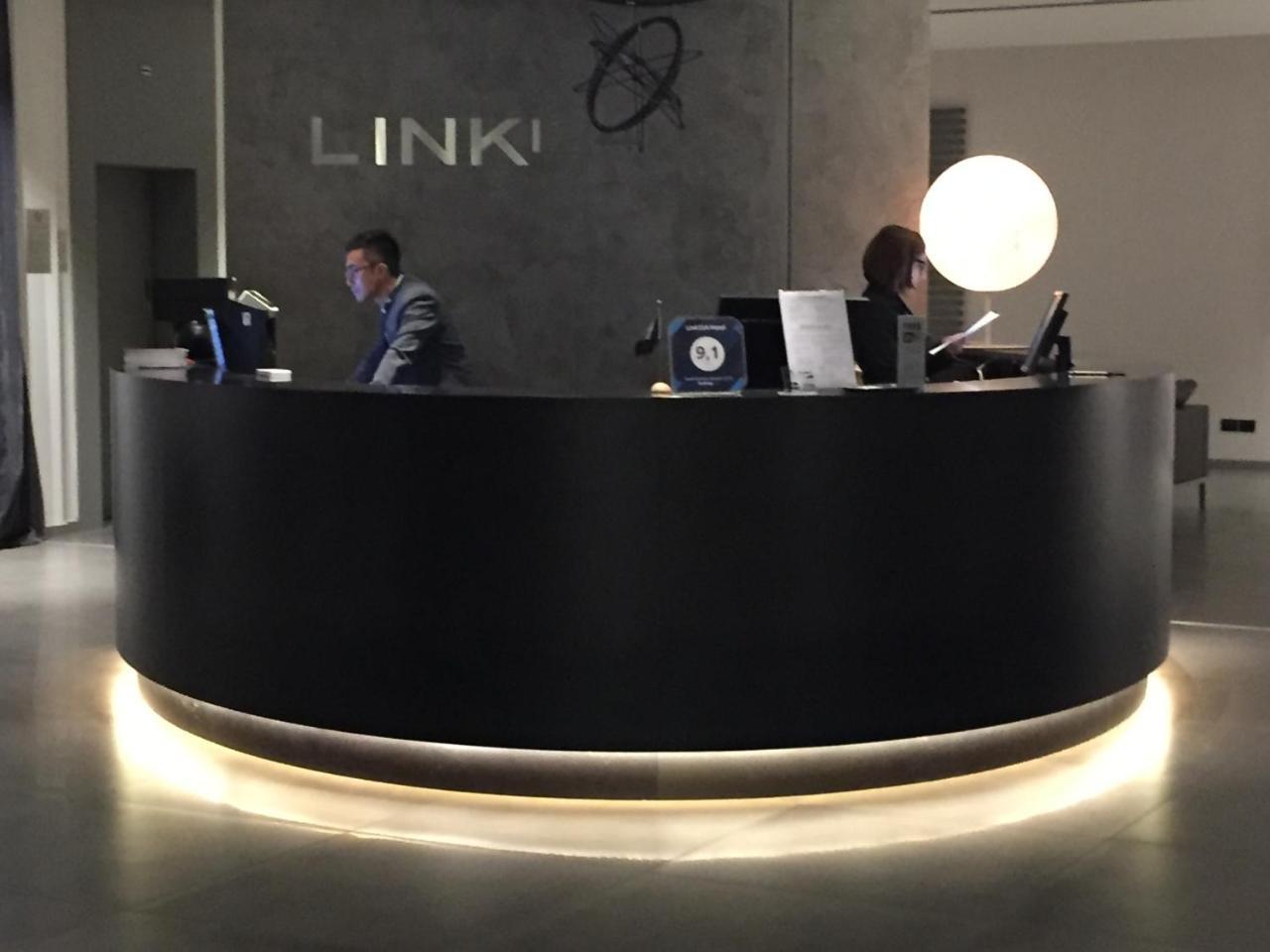 Link124 Hotel Парма Экстерьер фото